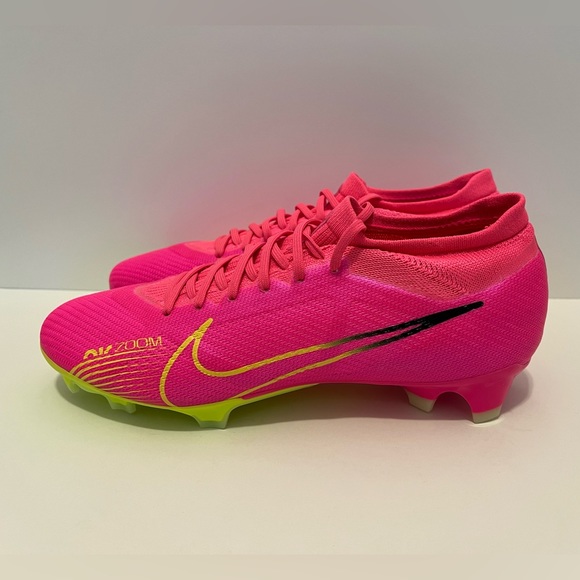 Nike Vapor 15 pro soccer cleats - Picture 1 of 5